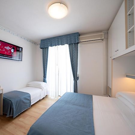 Hotel Laurin ليدو دي يسولو المظهر الخارجي الصورة